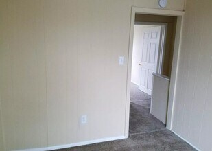 1519 Popland St in Baltimore, MD - Building Photo - Building Photo