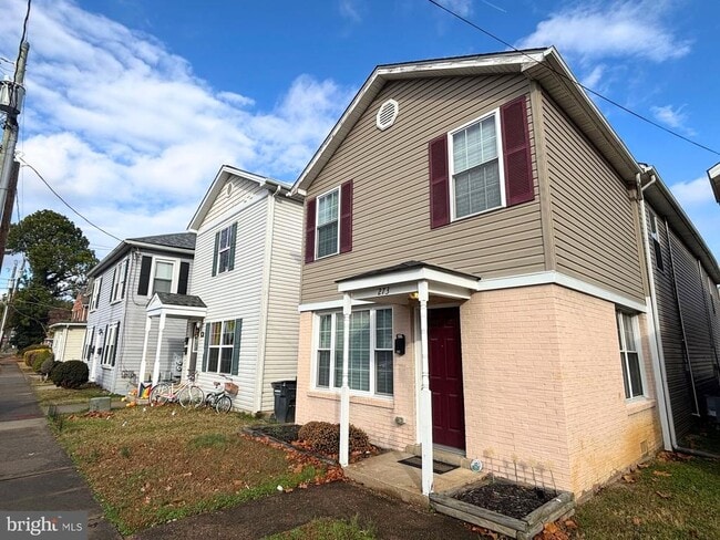 property at 273 4th Ave