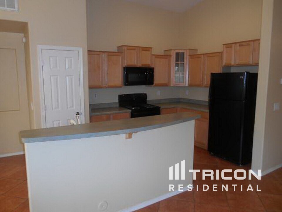 3223 S 73rd Dr in Phoenix, AZ - Building Photo