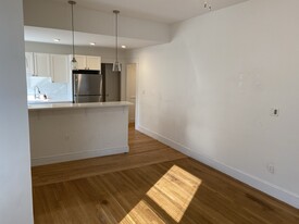 40 Newton St, Unit 2 Apartamentos