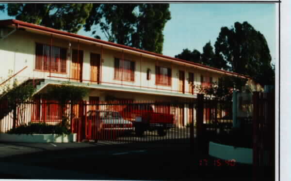 Metro West Apartments in Los Angeles, CA - Foto de edificio