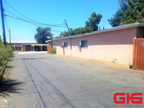 17761 Citron Ave in Fontana, CA - Building Photo - Building Photo