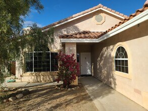 344 Velite Dr in Borrego Springs, CA - Foto de edificio - Building Photo