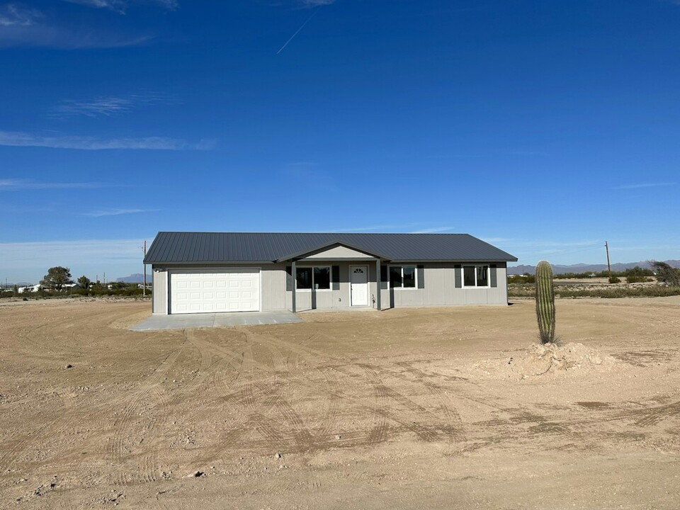 20030 Casen St in Florence, AZ - Building Photo