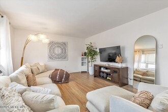 910 South St in Point Pleasant, NJ - Building Photo - Building Photo