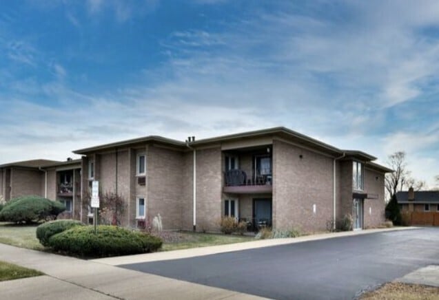 property at 483 N Larch Ave