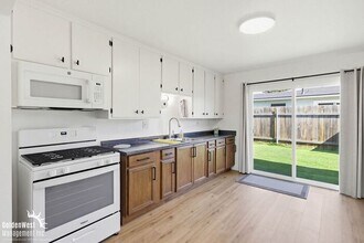 534-38 Emory St in Imperial Beach, CA - Building Photo - Building Photo