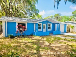 5712 Bay Blvd in Port Richey, FL - Building Photo - Building Photo