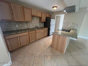 7539 Pheasant Path Dr in Jacksonville, FL - Building Photo - Building Photo