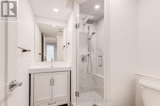 613-613 Harvie Ave in Toronto, ON - Building Photo - Building Photo