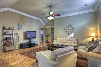 18530 Alemarble Oak St in Cypress, TX - Building Photo - Building Photo