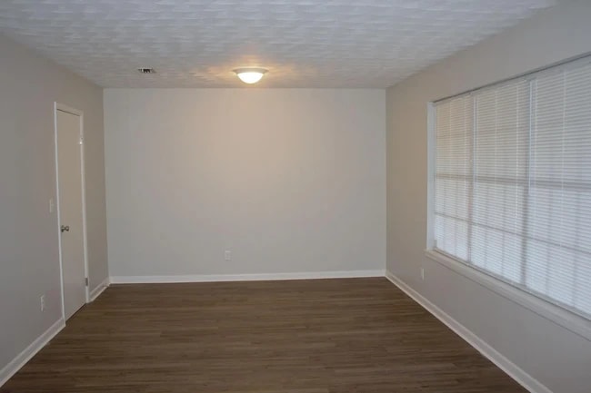 2504 Choctaw St in Dothan, AL - Foto de edificio - Building Photo