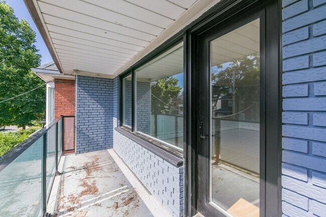 159 Indian Rd in Toronto, ON - Building Photo - Building Photo