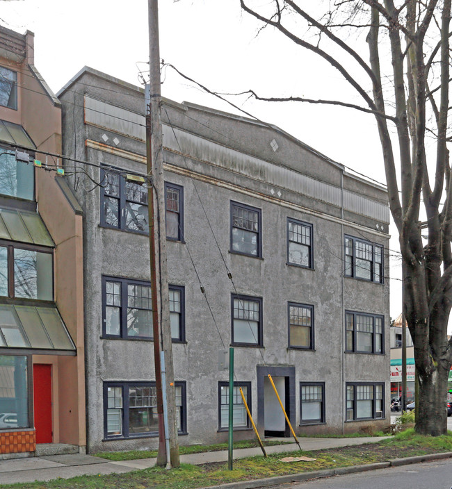 Cambie Apartments in Vancouver, BC - Building Photo - Building Photo