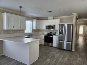 1 Flamboyant St in Nokomis, FL - Building Photo - Building Photo