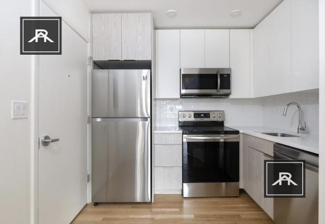 42 Parker Hill Ave in Boston, MA - Building Photo