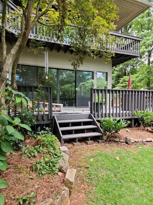 4225 Burns Heritage Trail in Roswell, GA - Building Photo