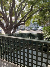 7717 Eads Ave in San Diego, CA - Foto de edificio - Building Photo