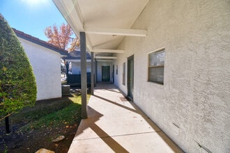 Woods of Eastchase in Fort Worth, TX - Foto de edificio - Building Photo