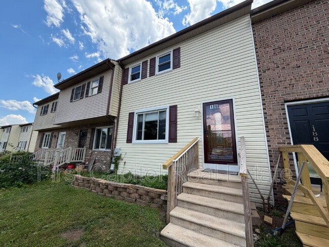 property at 186 White Dogwood Dr