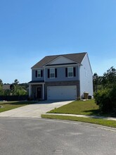 652 Hogan Dr in Richmond Hill, GA - Building Photo - Building Photo