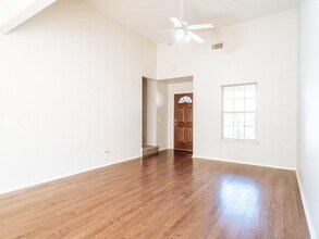 3007 SW Amberwood Ave in Bentonville, AR - Building Photo - Building Photo