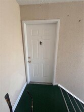 818 Sky Lake Cir in Orlando, FL - Building Photo - Building Photo