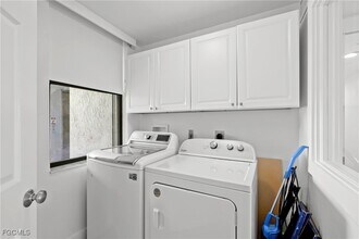 10562 Gulf Shore Dr in Naples, FL - Building Photo - Building Photo