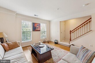 1506 Northern Neck Dr in Vienna, VA - Building Photo - Building Photo
