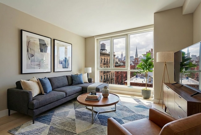 36 E 3rd St, Unit 2B in New York, NY - Building Photo - Building Photo