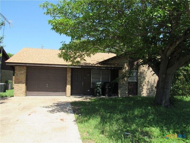 property at 3914 S 31st St