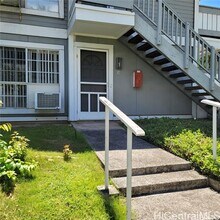 525 Mananai Pl in Honolulu, HI - Building Photo - Building Photo