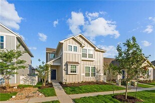 124 Fabion St in Niederwald, TX - Building Photo