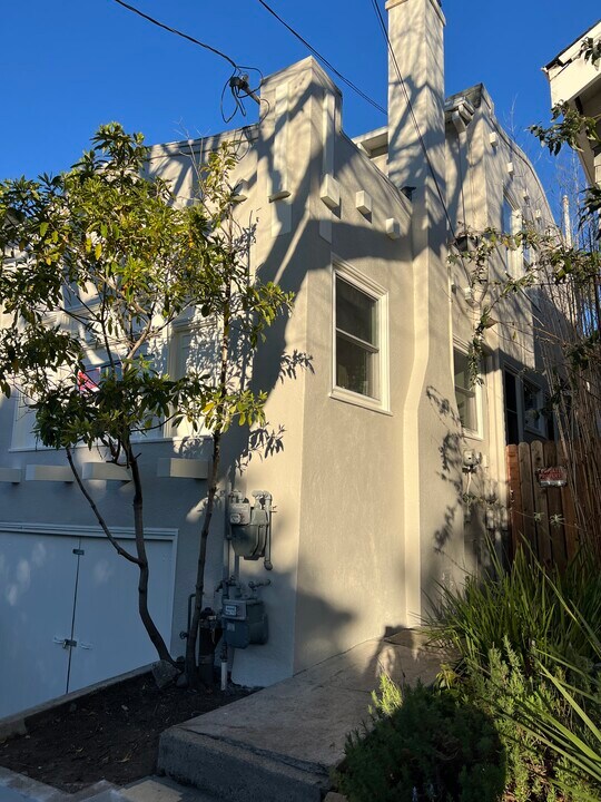2339 Ellsworth St, Unit house in Berkeley, CA - Building Photo