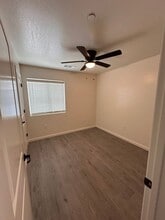 650 S R St in Tulare, CA - Building Photo - Building Photo