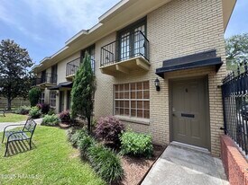 316 Stevenson St in Lafayette, LA - Building Photo