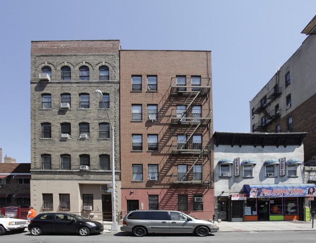 95 Seigel St in Brooklyn, NY - Building Photo - Building Photo