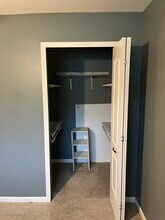 2859 E Maple Rd, Unit 20 in Birmingham, MI - Building Photo - Building Photo