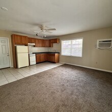 5513 Playa Way in Jacksonville, FL - Building Photo - Building Photo