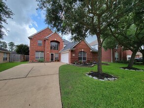 17615 Forest Haven Trail in Tomball, TX - Foto de edificio - Building Photo