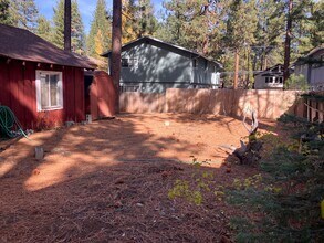 723 James Ave in South Lake Tahoe, CA - Building Photo - Building Photo