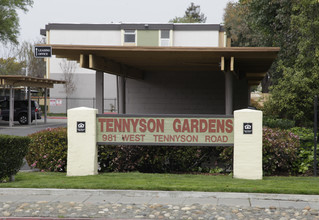 Tennyson Gardens in Hayward, CA - Building Photo - Building Photo