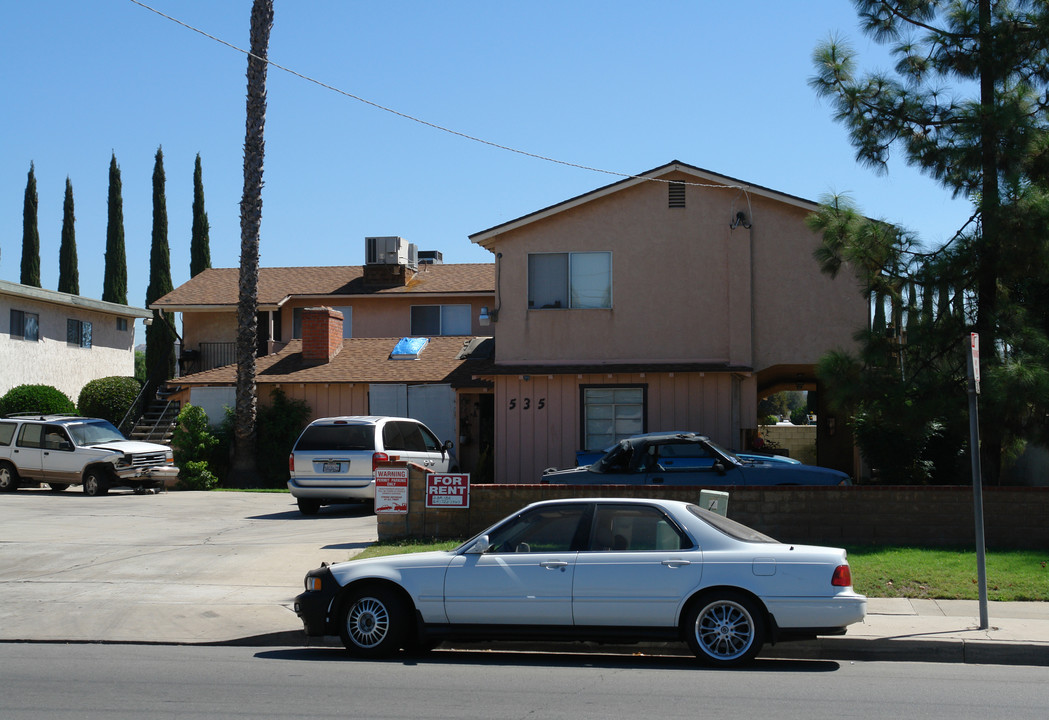 535 N 1st St in El Cajon, CA - Building Photo