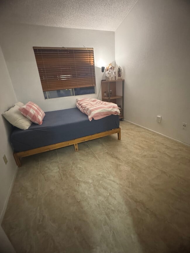 property at 12128 Drury Ln