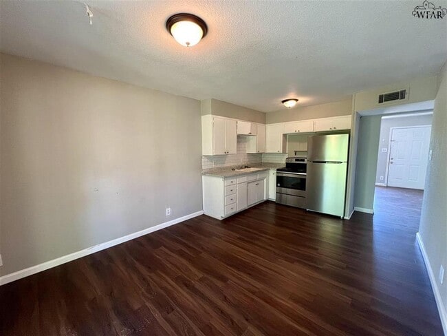 property at 2316 Buchanan St