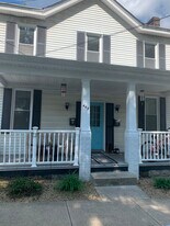 445 Westminster Ave, Unit B