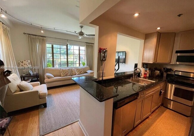 1614 Pennsylvania Ave in Miami Beach, FL - Building Photo - Building Photo