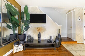 229 62nd St NE in Washington, DC - Foto de edificio - Building Photo
