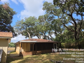 6590 Dewrell Square in Pensacola, FL - Building Photo - Building Photo