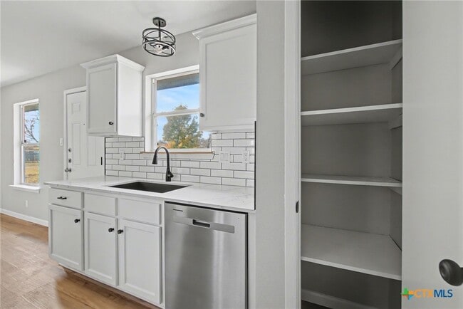 property at 2701 Cross Timber Dr